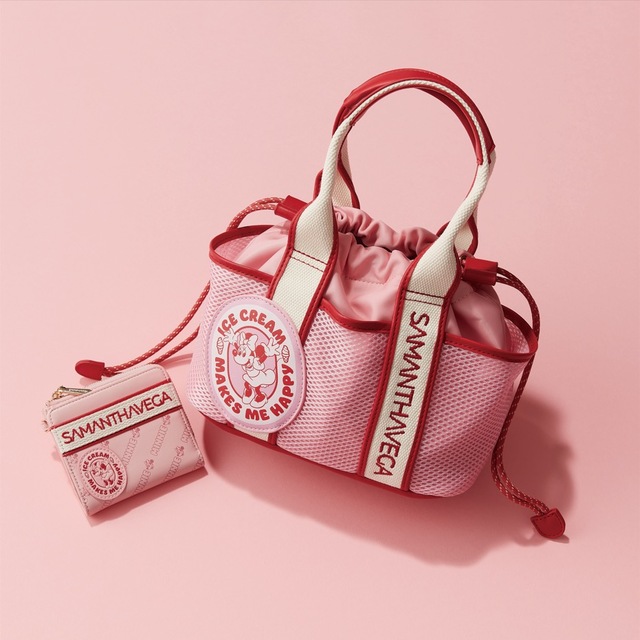 折財布 15,400円、ロゴテープハンドバッグ 19,800円|SAMANTHAVEGA SHIBUYA109店|MICKEY & FRIENDS WITH YOU @SHIBUYA