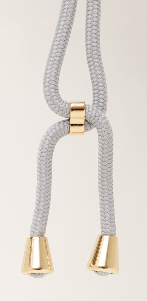 【リラックマ】「スマートフォンストラップ」には長さが調節できるコードスライダー付き