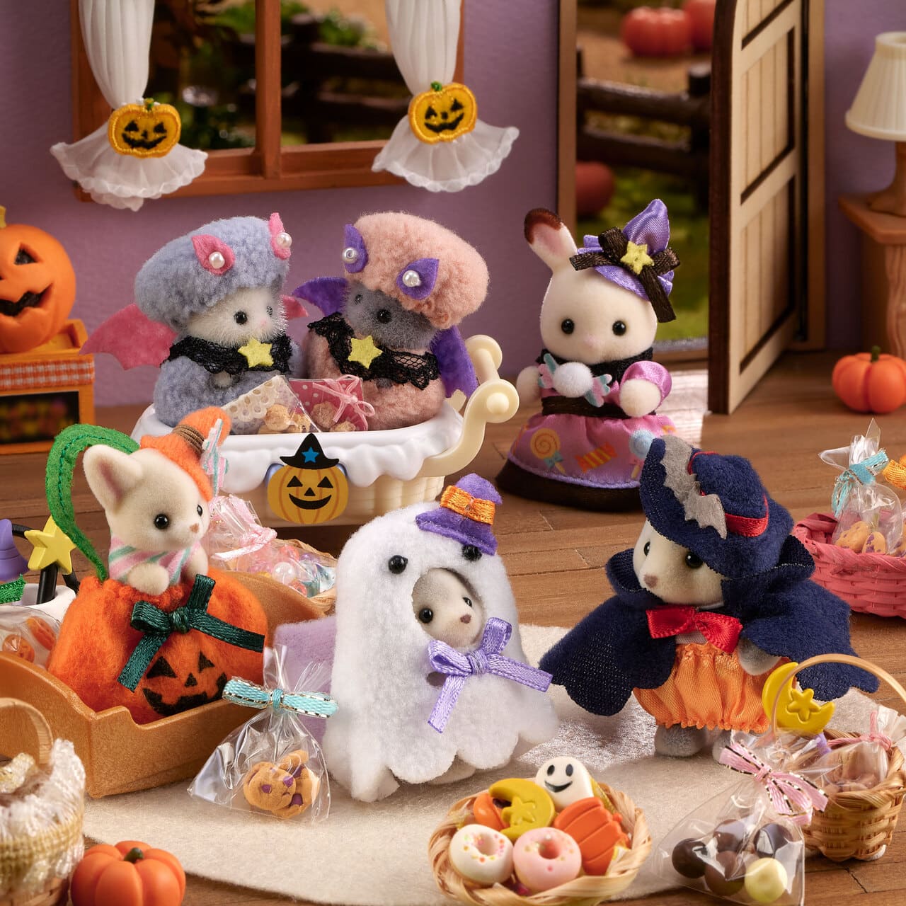 シルバニアファミリー - シルバニア　赤ちゃんハッピーハロウィンセット Amazon.co.jp: シルバニアファミリー 赤ちゃんハッピー