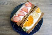 【堀内果実園】いちごサンドとフルーツサンドをお持ち帰りしました