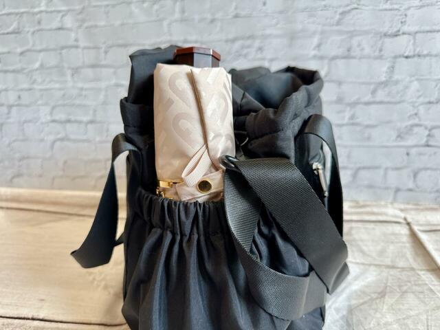 3のサイドポケットには折り畳み傘を収納