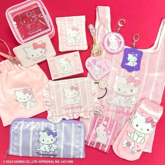 【チャーミーキティ×サンキューマート】デビュー当時の2000年代を彷彿させるような、懐かしさを取り入れたデザインアイテム