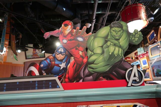 Marvel グッズもあり