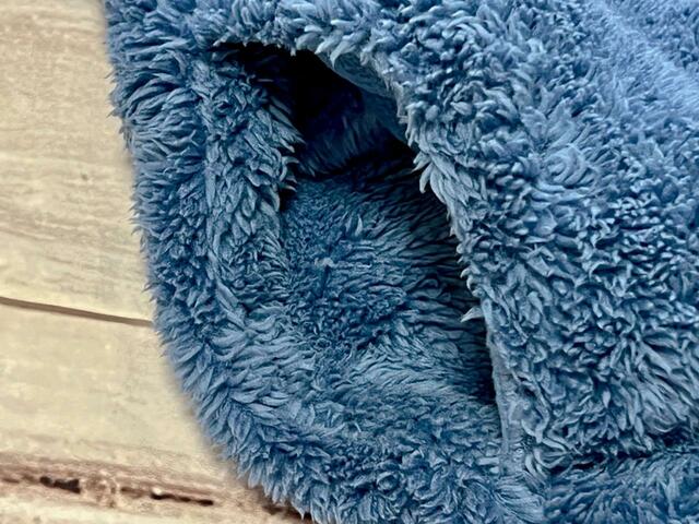 両サイドにポケット付き！【GU（ジーユー）マシュマロフィールラウンジパーカ(長袖) Chiikawaちいかわ ブルー】