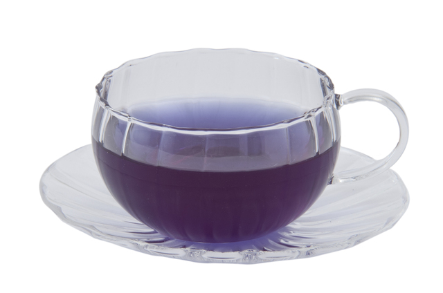 ブルーブレンドハーブティー＆ハニーレモンシロップ 1,200円｜縦約8.5×横約14×高さ約4cm｜【内容量】ハーブティー(ブラックベリー風味) 5g(1g×5袋)、シロップ(ハニーレモン) 25g(5g×5袋)｜東京ディズニーリゾート「ディズニー・ハロウィーン」2019 スペシャルグッズ｜販売店舗：東京ディズニーシー「ヴァレンティーナズ･スウィート」