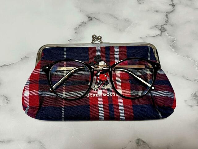 サイズもぴったりですね♪『SPRiNG 10月号』付録：MICKEY MOUSE（ミッキーマウス）横長がま口ポーチ