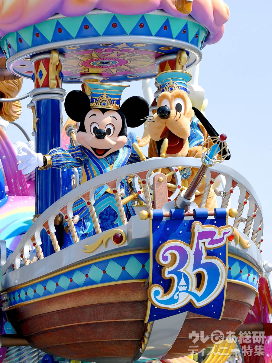 東京ディズニーランドのパレード「ドリーミング・アップ! 」約14ヶ月
