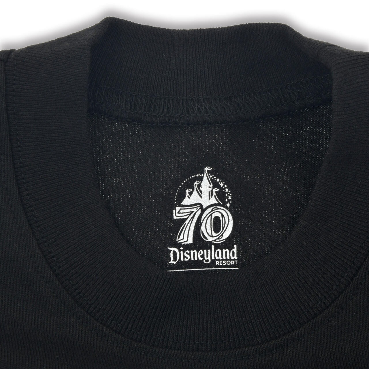 これは必見】本家ディズニーランド70周年グッズが日本で買える
