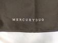 【MERCURYDUO】ロゴは丁寧に刺繍されている
