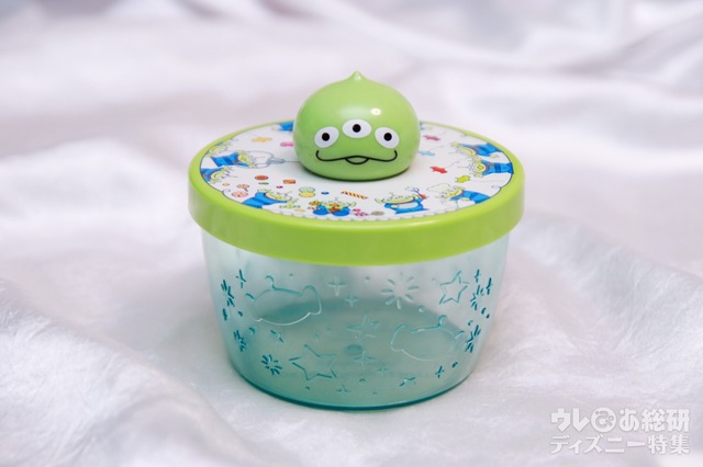 リトルグリーンまん、スーベニアケース付き 1250円