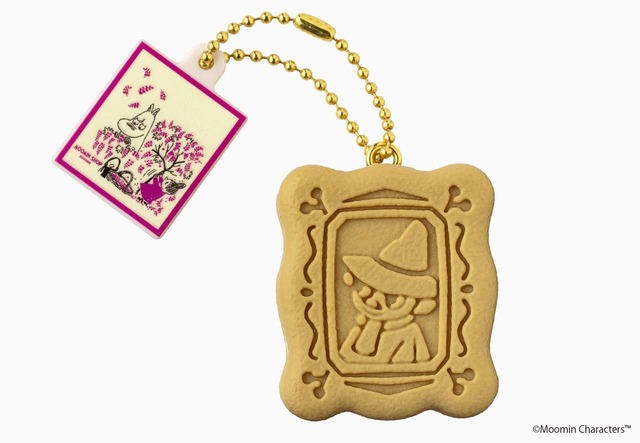 【ムーミンショップ パティスリー ミニチュアキーホルダー】クリームサンドクッキー スナフキン