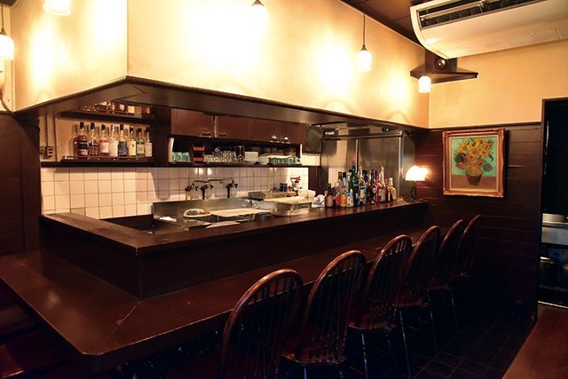 絶品!「酒場カレー」厳選5／本石亭（神田）　 内観