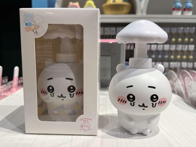 かわいいハンドソープディスペンサーも！