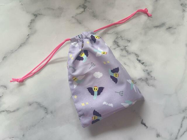 キュッと絞ったフォルムもキュート♪