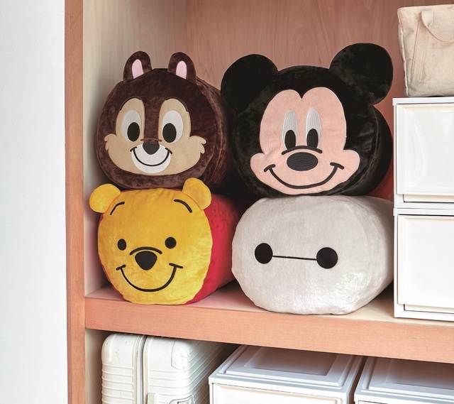 抱き枕になる布団収納袋(選べるキャラクター)｜￥3,990（税込み）