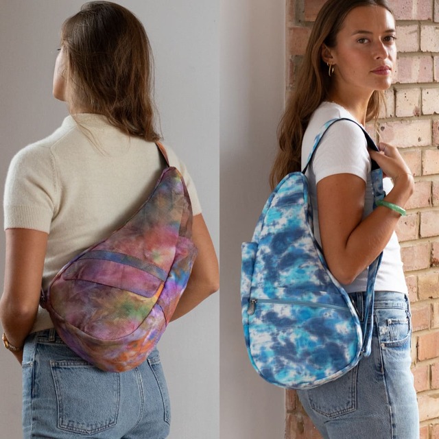 水彩画のような爽やかなシーズンモデル「ウォーターカラー」（左）と「インクスプラッシュ」（右）