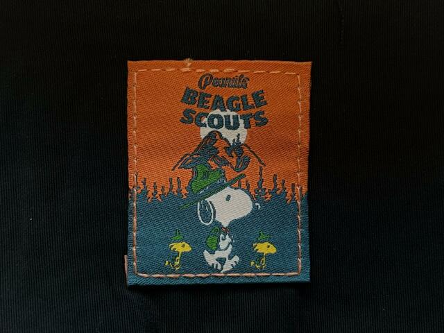 ビーグル・スカウト仕様のスヌーピーがキュートなタグ