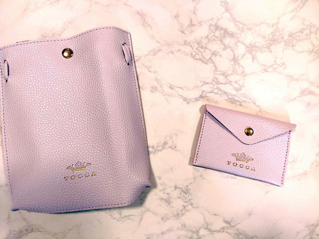 『sweet(スウィート)1月増刊号』高級感のあるレザー調