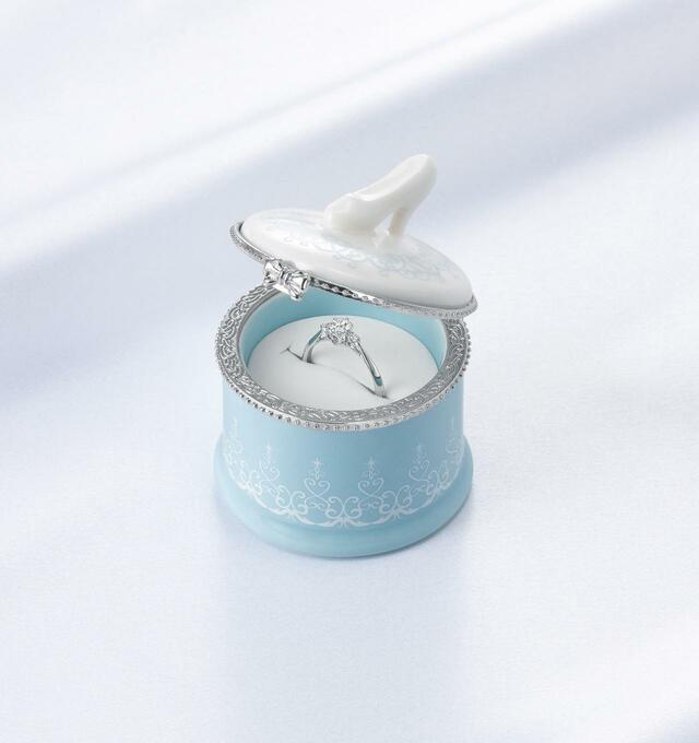 エンゲージリングケース