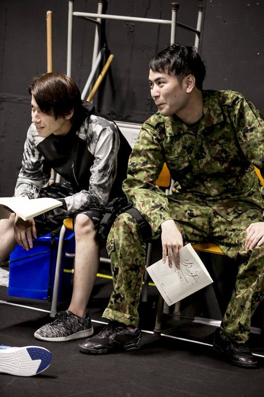 アリスインデッドリースクール 少年・稽古風景（撮影・フクシアヤミ）