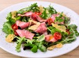 牛タンローストビーフとドライトマトのサラダ