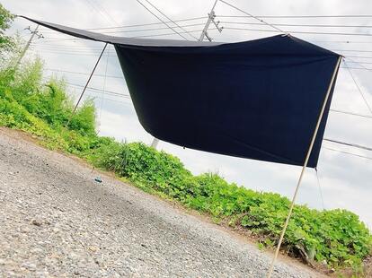 workman ワークマン　レジストスクエアタープ　タープ　値下げ 人気で買えない？】ワークマンのタープを設営してみた｜レジスト