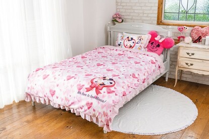 【新品未使用】ミニーのベスティーズバッシュ布団カバーとスーベニアバッグセット 新品未使用】ミニーのベスティーズバッシュ布団カバーとスーベニア