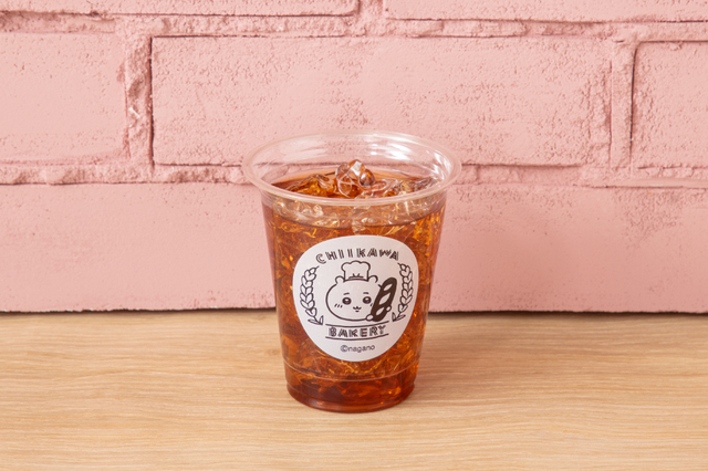【ちいかわベーカリー】アイスティー（税込590円）
