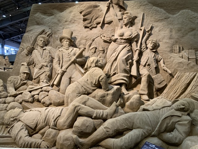 民衆を導く自由の女神