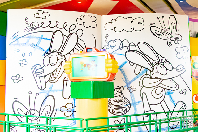 スリンキー・ドッグ・ダッシュ|ウォルト・ディズニー・ワールド・リゾート「ディズニー・ハリウッド・スタジオ」