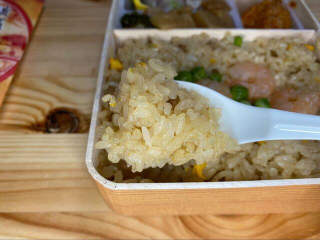 【崎陽軒】チャーハンはパラパラで本格的な味わ