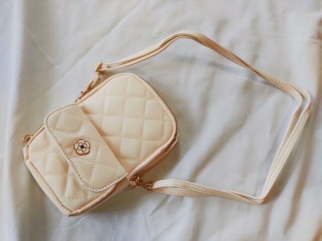 【クレイサス】ショルダーバッグとしても！