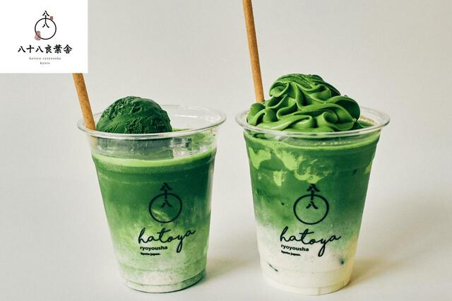 (左)抹茶ラテフロート無上 2,548円(税込) (右)焙煎抹茶ラテソフト 1,427円(税込)