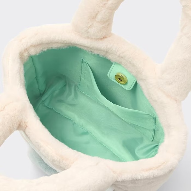 フェイクファーバッグ 1,990円｜GU「ポケピース」コレクション