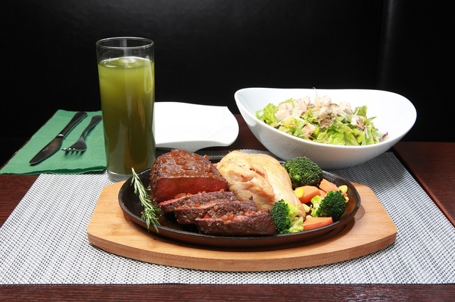 ロティサリーチキン90分食べ放題