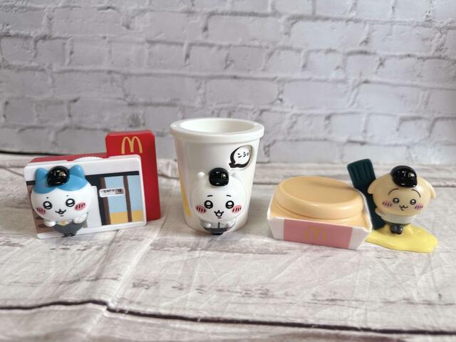 【ちいかわハッピーセット第一弾】どれもかわいいだけでなく実用性抜群！デスクに置けば「今日も労働頑張ろう…！」とモチベーションアップにつながること間違いなしです♪