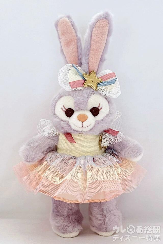 「ダッフィー&フレンズのフロム・オール・オブ・アス」ぬいぐるみバッジ