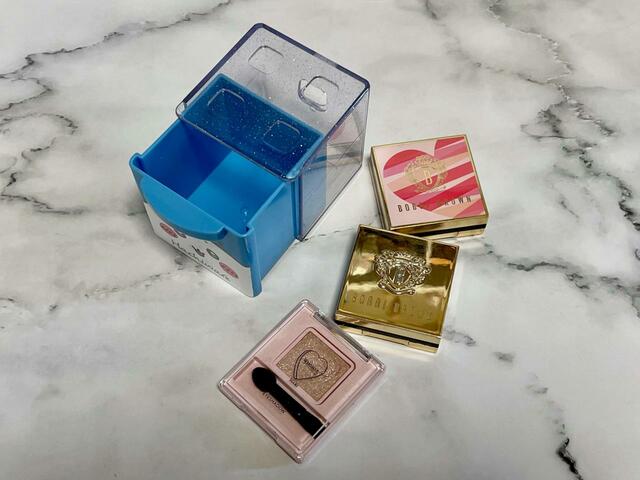 【ちいかわ CUCASE】少し大きめのシングルアイシャドウも楽々収納可能!