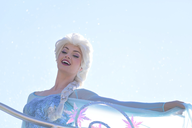 東京ディズニーランド「フローズンファンタジー・グリーティング」（2015年）©Disney