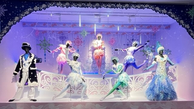 東京ディズニーリゾート アンコール！ザ・モーメンツ展 ｜イクスピアリ｜スペシャルイベント「ディズニー・クリスマス」｜東京ディズニーリゾート40周年“ドリームゴーラウンド”