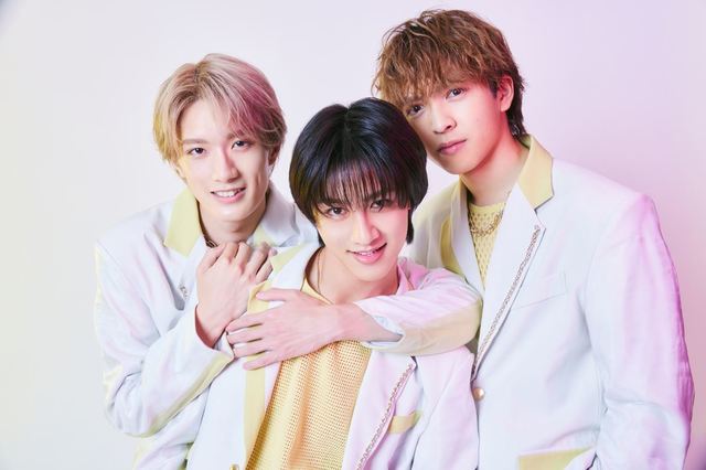 左から山中柔太朗、曽野舜太、吉田仁人