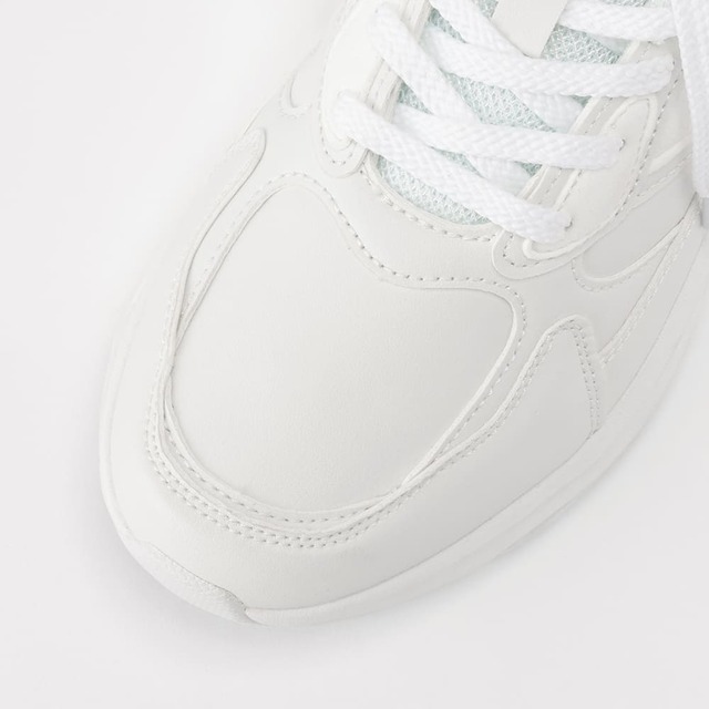 【ワークマンのスニーカー売れ筋ランキング 4位】「ハイバウンスバラストウォークLUXE（53496）」3,300円（税込）