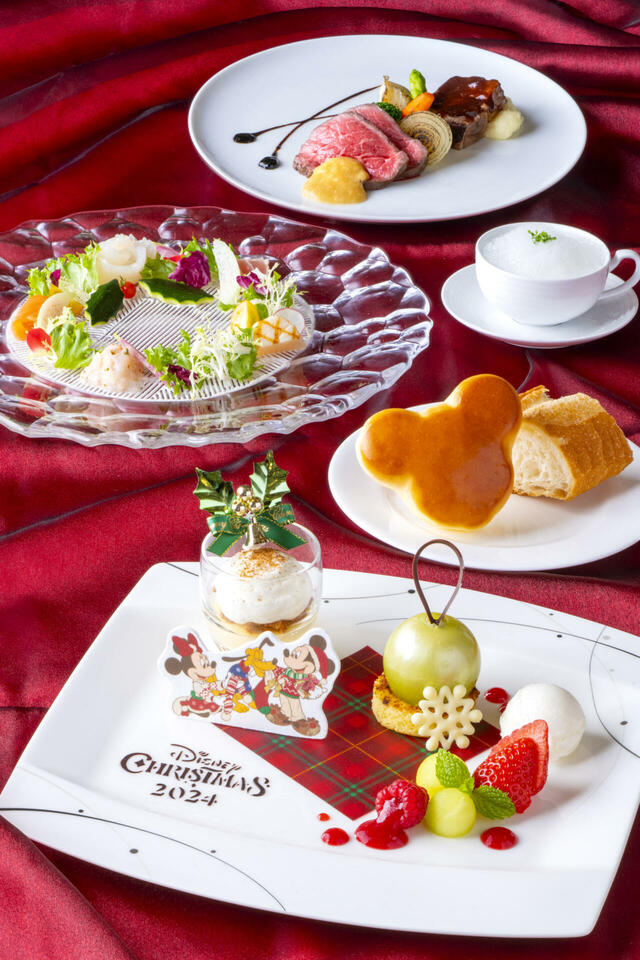 ドリーマーズ・ラウンジ ディズニー・クリスマス” ディナーセット