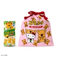 【LOTTE コアラのマーチ×サンリオキャラクターズ】「コアラのマーチ＆巾着」ハローキティ　990円