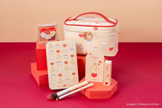 Cセット：リップグロスうさぎ、アイシャドウパレットちいかわ＆ハチワレ＆うさぎ（ハート）、メイクブラシセット、バニティポーチ