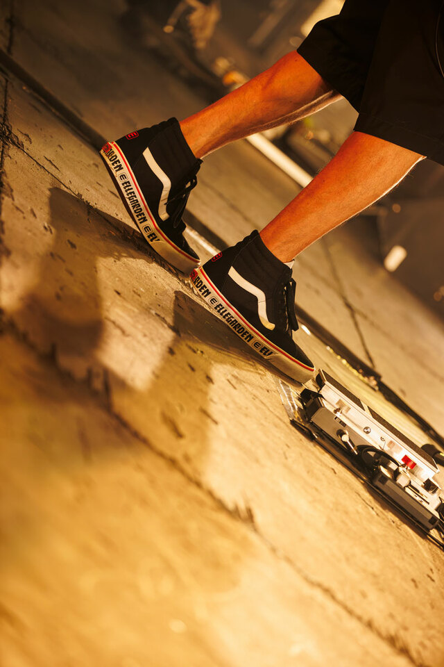 【VANS×ELLEGARDEN】メンバーの足元もしっかり支えてくれる