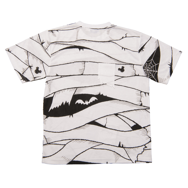 Tシャツ 各2,800円|ユニセックスM、L|東京ディズニーリゾート「ディズニー・ハロウィーン」2019 スペシャルグッズ|販売店舗:東京ディズニーランド「グランドエンポーリアム」、東京ディズニーシー「エンポーリオ」