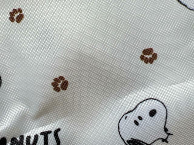 肉球はブラウンカラーでおしゃれ♪