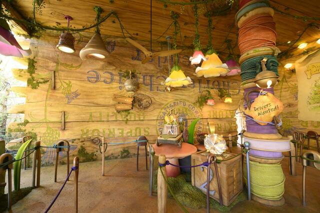 東京ディズニーシー「ファンタジースプリングス」内「フェアリー・ティンカーベルのビジーバギー」