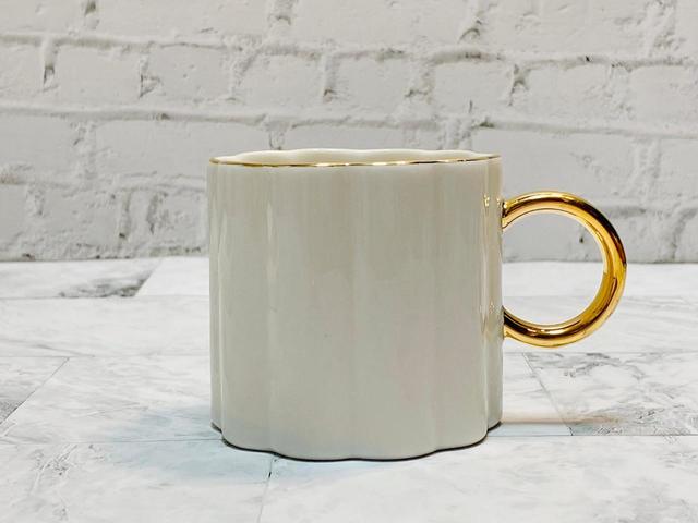 【Francfranc（フランフラン）】パステルスカラップ マグ ホワイト／税込1,000円